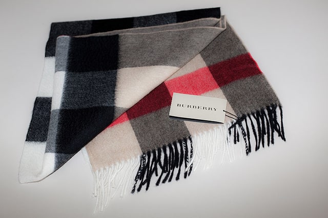 Ski Scarf - Christmas Gift Ideas for Mens